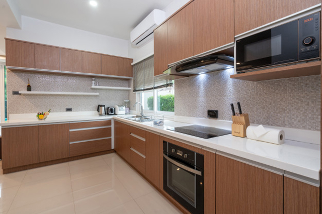 Tủ bếp gỗ công nghiệp sự lựa chọn ưu tiên ủa các gia đình