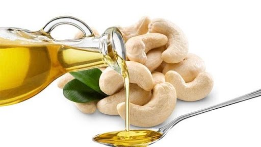 Dầu ăn là nguyên liệu dễ tìm giúp bạn mở khóa tủ văn phòng bị kẹt dễ dàng hơn