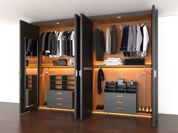 Tăng tuổi thọ thiết kế tủ quần áo bằng cách vệ sinh và làm gọn
