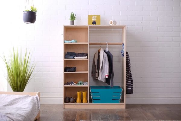 Tủ treo quần áo bằng gỗ có tuổi thọ cao