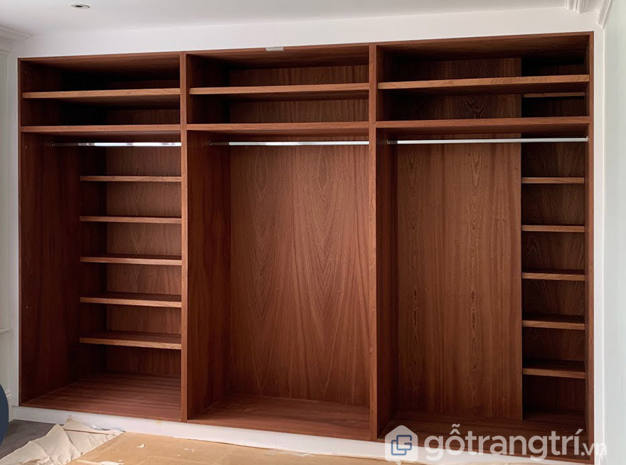 tủ gỗ xoan đào 3 cánh giá bao nhiêu