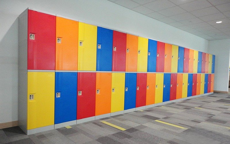 Tủ locker được sơn phủ độc đáo, có tính thẩm mỹ cao