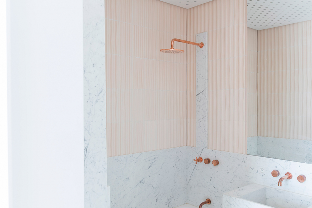 collectors-apartment-mos-architects_dezeen_2364_col_16