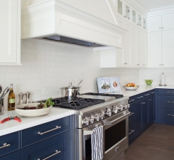 39 thiết kế tủ bếp 2 màu siêu hay ho bạn có thể áp dụng ngay cho nhà mình (phần 2)