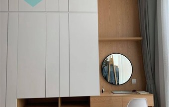 PHỤ NỮ HIỆN ĐẠI SẼ CHỌN TỦ QUẦN ÁO KẾT HỢP BÀN TRANG ĐIỂM